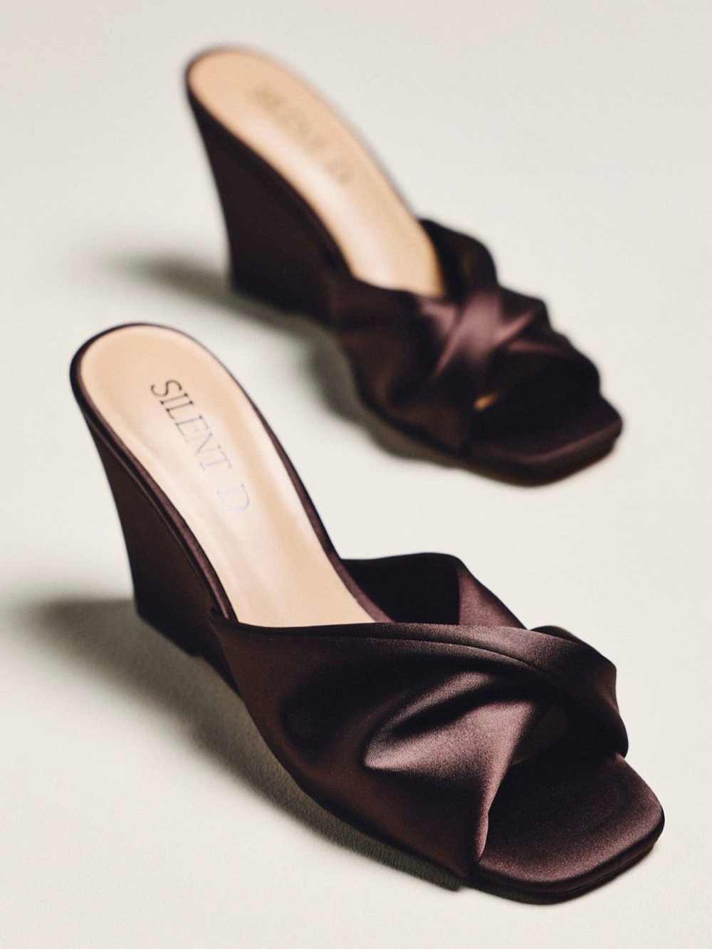 Silent D Katia Wedges Satin